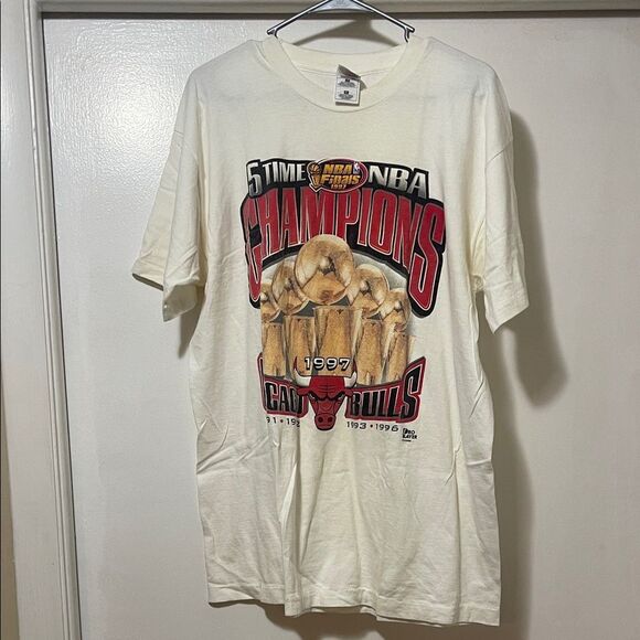 Pro Player Other - Vintage 1997 Chicago Bulls five-time NBA championship shirt xl
